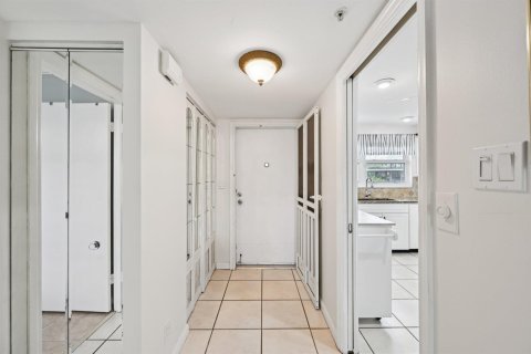 Купить кондоминиум в Хайленд-Бич, Флорида 5 комнат, 130.06м2, № 2085236 - фото 12