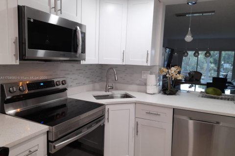 Copropriété à louer à Lauderdale-by-the-Sea, Floride: 1 chambre, 78.97 m2 № 1863478 - photo 8