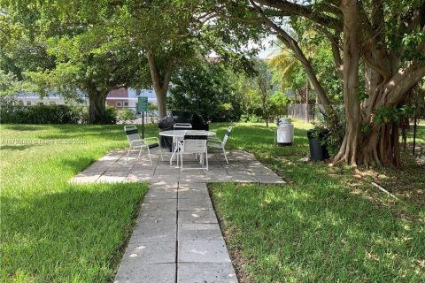 Copropriété à louer à Lauderdale-by-the-Sea, Floride: 1 chambre, 78.97 m2 № 1863478 - photo 19