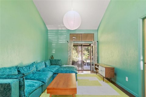 House in Gainesville, Florida 2 bedrooms, 147.53 sq.m. № 1784992 - photo 2