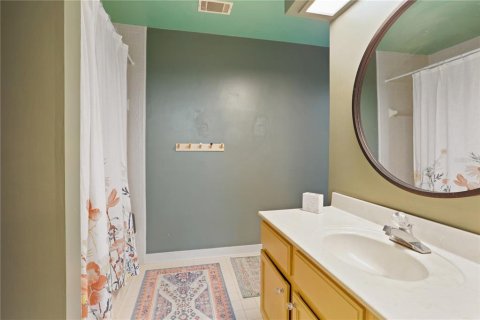 House in Gainesville, Florida 2 bedrooms, 147.53 sq.m. № 1784992 - photo 13