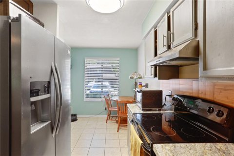 House in Gainesville, Florida 2 bedrooms, 147.53 sq.m. № 1784992 - photo 25
