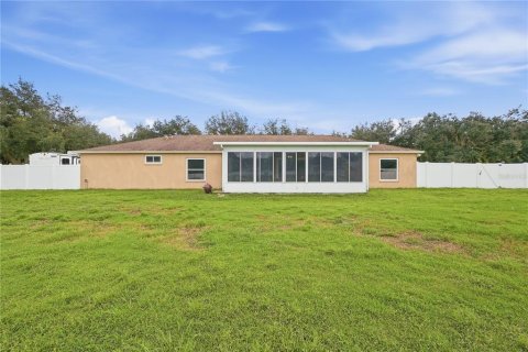 Villa ou maison à vendre à Dover, Floride: 3 chambres, 175.12 m2 № 2391415 - photo 30