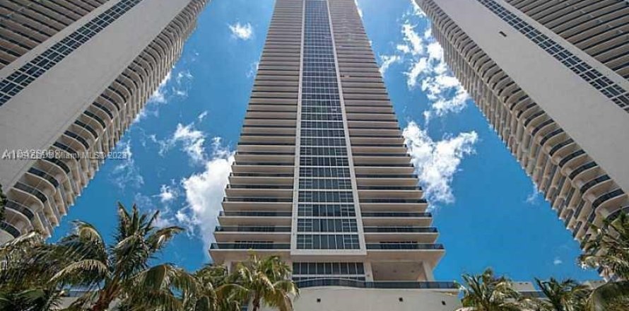 Condo à Hallandale Beach, Floride, 1 chambre  № 1710835