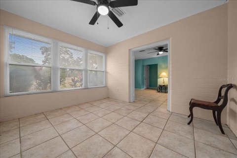 House in Ocala, Florida 3 bedrooms, 124.49 sq.m. № 2395910 - photo 23