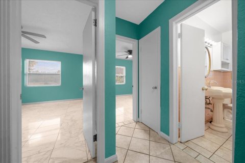 House in Ocala, Florida 3 bedrooms, 124.49 sq.m. № 2395910 - photo 26