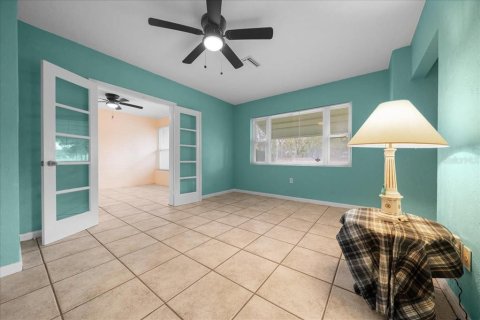 House in Ocala, Florida 3 bedrooms, 124.49 sq.m. № 2395910 - photo 21