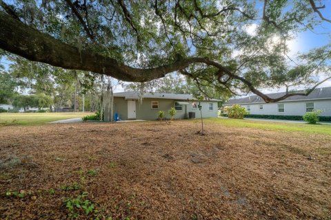 House in Ocala, Florida 3 bedrooms, 124.49 sq.m. № 2395910 - photo 14