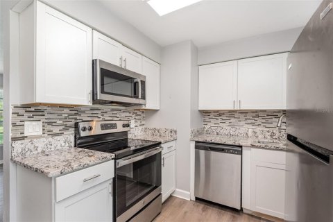 Casa en venta en Cocoa, Florida, 3 dormitorios, 93.65 m2 № 1883880 - foto 4