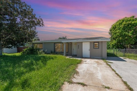 Casa en venta en Cocoa, Florida, 3 dormitorios, 93.65 m2 № 1883880 - foto 1