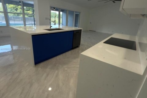 House in Southwest Ranches, Florida 5 bedrooms, 199.74 sq.m. № 1862802 - photo 23