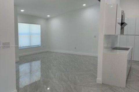 House in Southwest Ranches, Florida 5 bedrooms, 199.74 sq.m. № 1862802 - photo 10