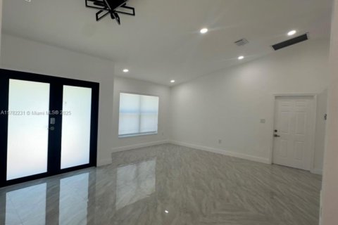 House in Southwest Ranches, Florida 5 bedrooms, 199.74 sq.m. № 1862802 - photo 8