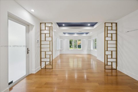 Снять в аренду виллу или дом в Майами, Флорида 4 спальни, 170.85м2, № 2006468 - фото 26