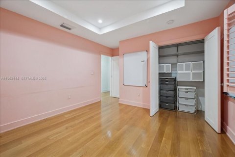 Снять в аренду виллу или дом в Майами, Флорида 4 спальни, 170.85м2, № 2006468 - фото 21