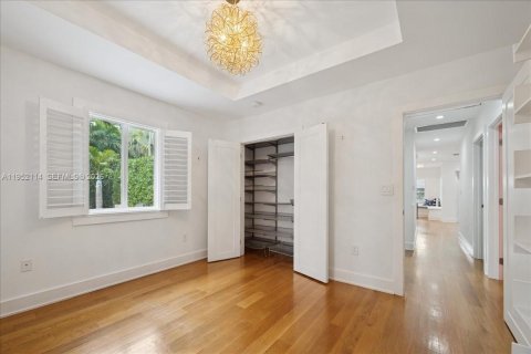 Снять в аренду виллу или дом в Майами, Флорида 4 спальни, 170.85м2, № 2006468 - фото 15