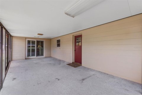 House in Valrico, Florida 3 bedrooms, 172.24 sq.m. № 2321363 - photo 28