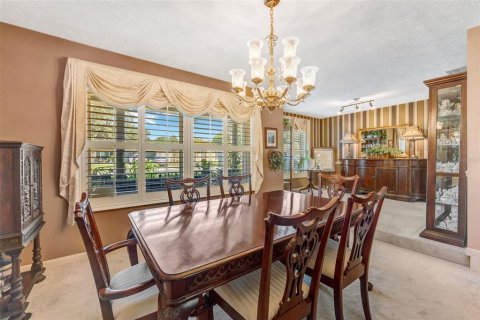 House in Valrico, Florida 3 bedrooms, 172.24 sq.m. № 2321363 - photo 17