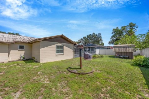 House in Valrico, Florida 3 bedrooms, 172.24 sq.m. № 2321363 - photo 30