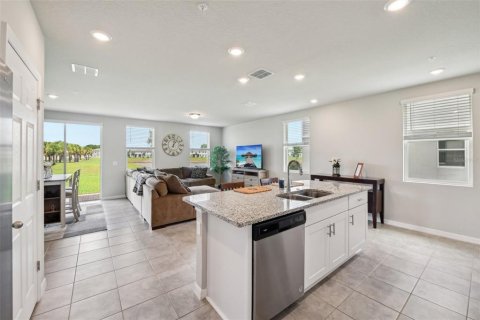 Townhouse in Ocoee, Florida 3 bedrooms, 167.97 sq.m. № 1688467 - photo 15