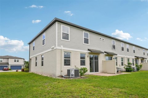Townhouse in Ocoee, Florida 3 bedrooms, 167.97 sq.m. № 1688467 - photo 8