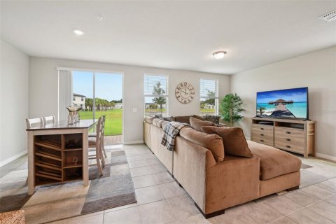 Townhouse in Ocoee, Florida 3 bedrooms, 167.97 sq.m. № 1688467 - photo 20