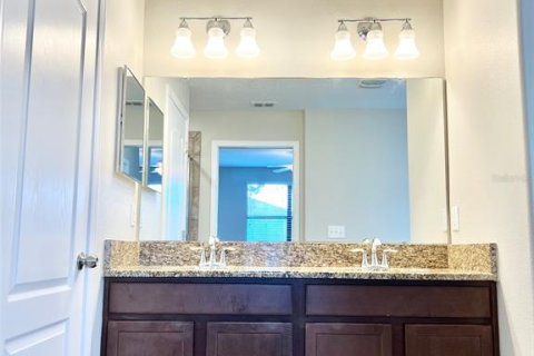 Condo in Davenport, Florida, 2 bedrooms  № 1551332 - photo 22