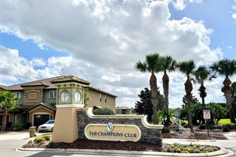 Condo in Davenport, Florida, 2 bedrooms  № 1551332 - photo 2