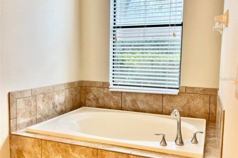 Condo in Davenport, Florida, 2 bedrooms  № 1551332 - photo 23