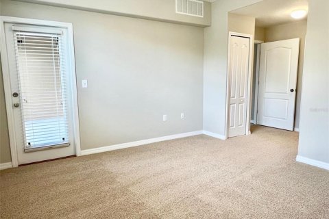 Condo in Davenport, Florida, 2 bedrooms  № 1551332 - photo 18