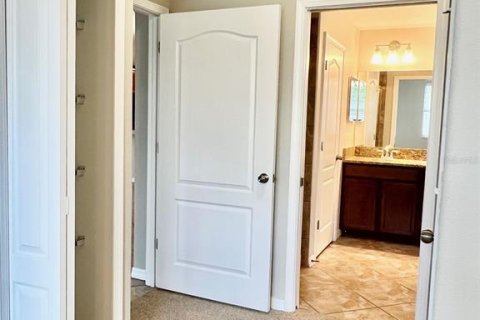 Condo in Davenport, Florida, 2 bedrooms  № 1551332 - photo 21