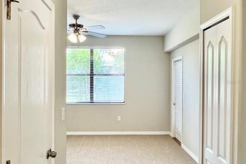 Condo in Davenport, Florida, 2 bedrooms  № 1551332 - photo 14