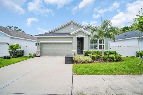 House in Palm Harbor, Florida 3 bedrooms, 196.77 sq.m. № 1846546 - photo 1
