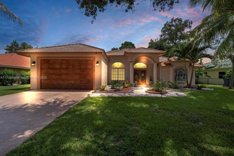 Villa ou maison à vendre à Royal Palm Beach, Floride: 3 chambres, 158.68 m2 № 1984102 - photo 2