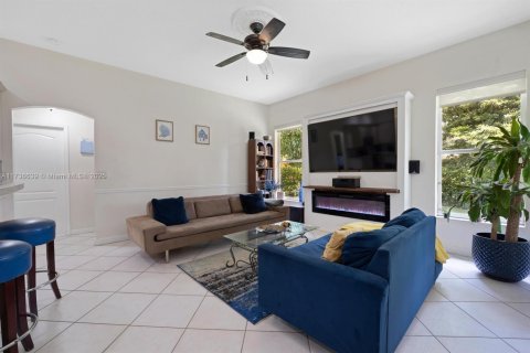 Villa ou maison à vendre à Royal Palm Beach, Floride: 3 chambres, 158.68 m2 № 1984102 - photo 9