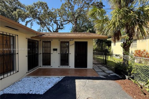 Снять в аренду виллу или дом в Майами, Флорида 3 спальни, 181.9м2, № 1957087 - фото 3