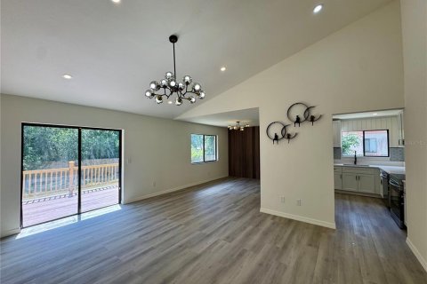 House in Orlando, Florida 3 bedrooms, 119.57 sq.m. № 2152328 - photo 26
