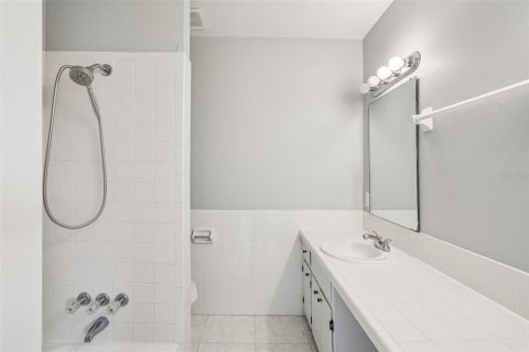 Condominio en venta en Lakeland, Florida, 2 dormitorios, 118.73 m2 № 1910706 - foto 23