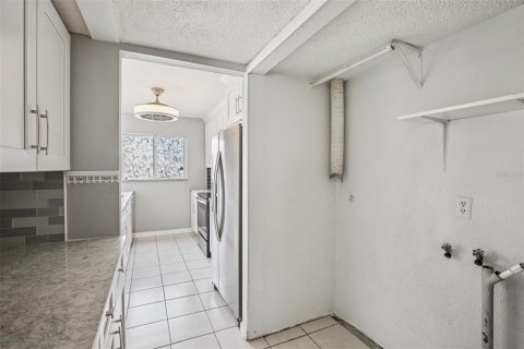 Condominio en venta en Lakeland, Florida, 2 dormitorios, 118.73 m2 № 1910706 - foto 14