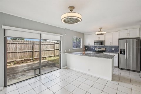 Condominio en venta en Lakeland, Florida, 2 dormitorios, 118.73 m2 № 1910706 - foto 9