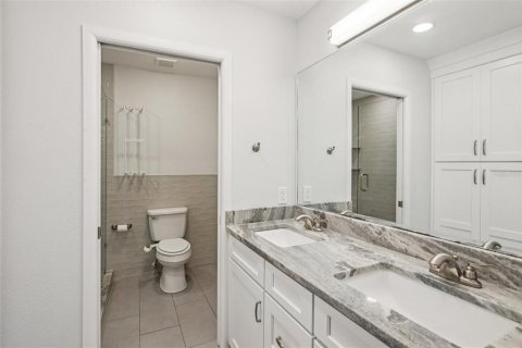 Condominio en venta en Lakeland, Florida, 2 dormitorios, 118.73 m2 № 1910706 - foto 19