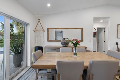 Купить виллу или дом в Дейви, Флорида 3 спальни, 112.88м2, № 2058677 - фото 14