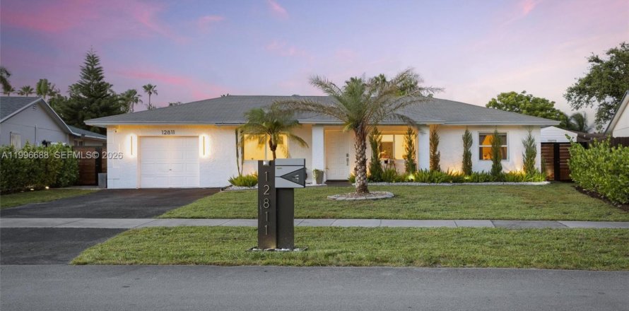 Дом в Дейви, Флорида 3 спальни, 112.88м2 № 2058677