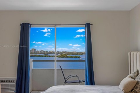 Copropriété à louer à North Bay Village, Floride: 41.25 m2 № 1949075 - photo 21