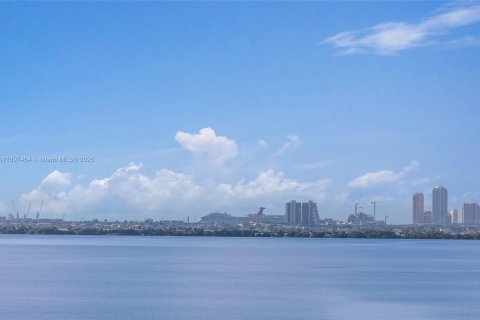 Copropriété à louer à North Bay Village, Floride: 41.25 m2 № 1949075 - photo 23