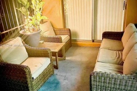 Купить виллу или дом в Санрайз, Флорида 4 спальни, 191.1м2, № 1991501 - фото 7