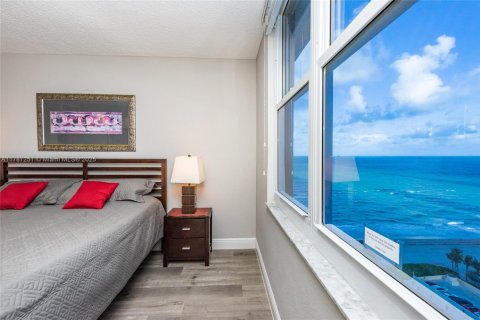 Condominio en venta en Hollywood, Florida, 1 dormitorio, 77.57 m2 № 1712832 - foto 20