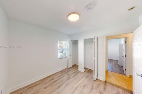 House in Coral Gables, Florida 4 bedrooms № 1889515 - photo 20