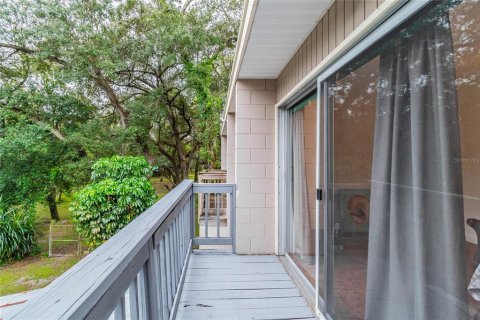 House in Tampa, Florida 2 bedrooms, 99.96 sq.m. № 1381423 - photo 10
