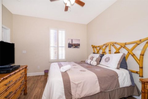 Condo in Davenport, Florida, 4 bedrooms  № 1437487 - photo 17